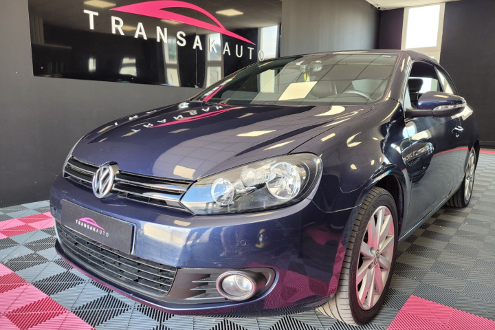 VOLKSWAGEN GOLF CABRIOLET