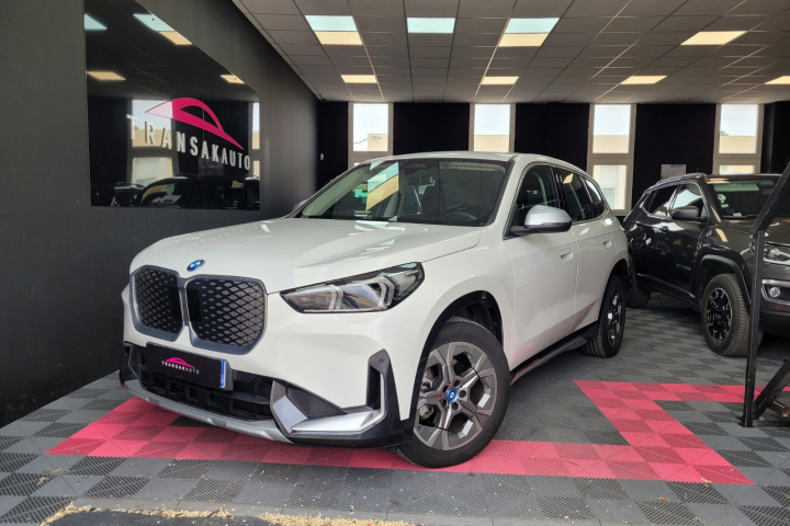BMW X1 U11
