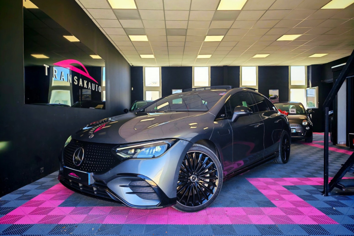 MERCEDES EQE