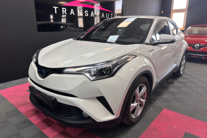 TOYOTA C-HR HYBRIDE PRO